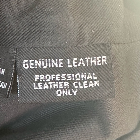 Vintage Made in USA Harley-Davidson Black Leather Silver Chain Vest,  Large - Picture 4 of 13